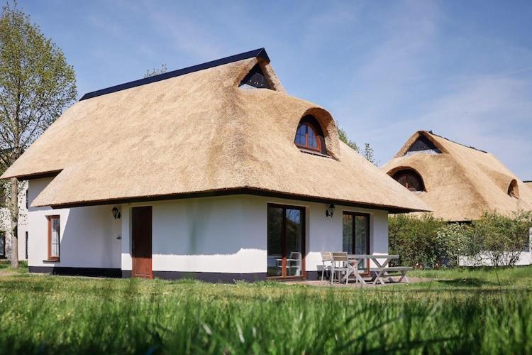 Holiday Resort Van Der Valk, Linstow Dobbin-Linstow Exterior foto